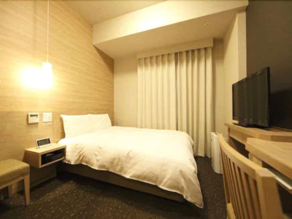 Dormy Inn Gifu Ekimae Екстер'єр фото
